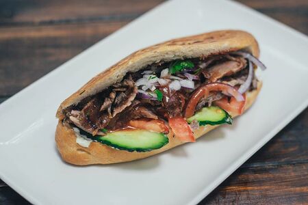 Булка с говядиной