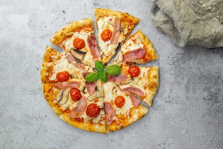 Ветчина и грибы