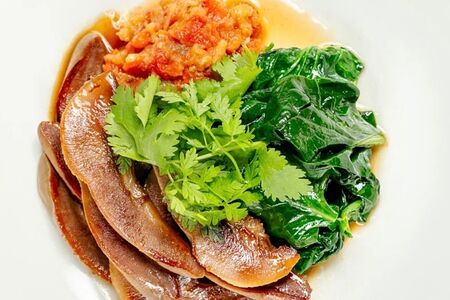 Языки ягненка с овощной икрой