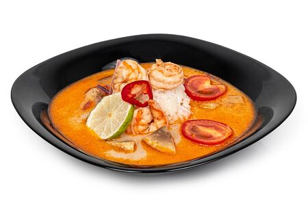 Том ям с морепродуктами (Остро)