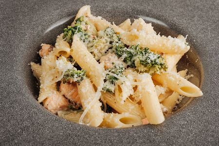 Паста с сёмгой и брокколи