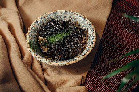 Тартар из говядины с копчёным сулугуни