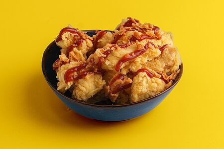 С соусом барбекю лайт и жареным луком