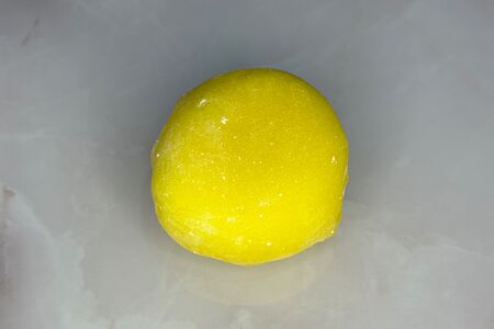 Мотти с лимоном