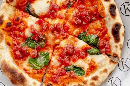 Маргарита и томатная сальса