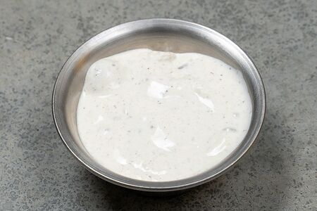 Соус из сметаны и зиры