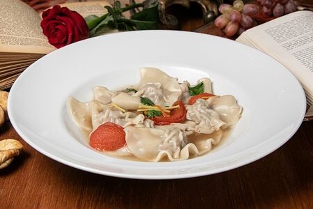Домашние равиоли с мясом ягненка