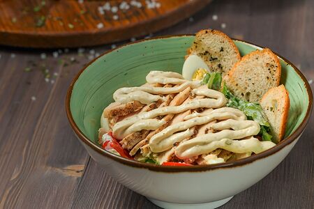 Романо с куриной грудкой гриль и томатами