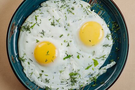 Яичница глазунья