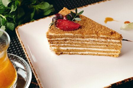 Торт медовый