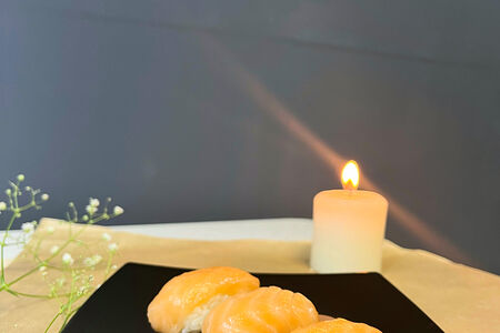 Суши с лососем 1 шт