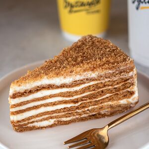 Пирожное Медово-сливочное