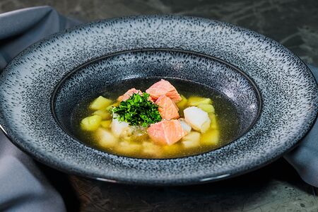 Уха из лосося и трески