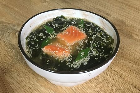 Мисо-суп с лососем