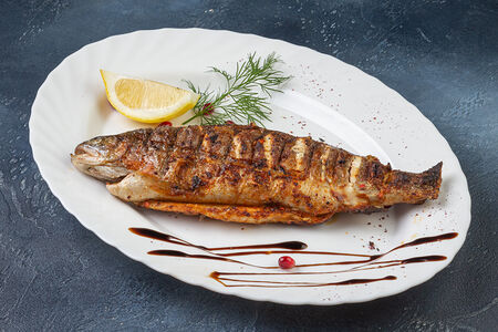 Форель на углях