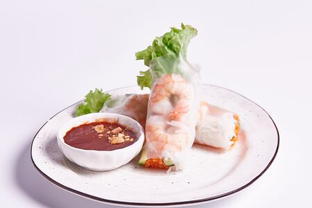 Спринг роллы с креветками