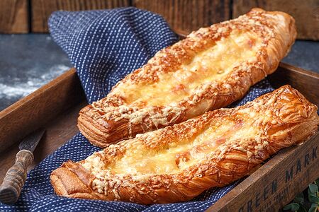 Бельгийская косичка с сыром и ветчиной