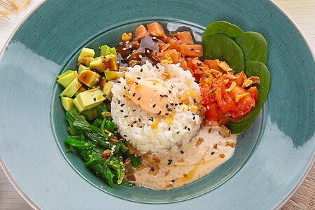 Поке-боул с лососем