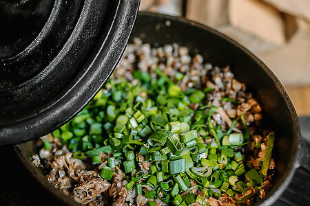 Греча, томленная с уткой