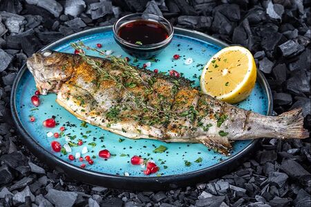 Форель на мангале