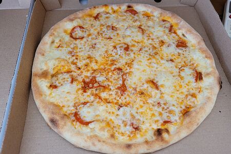 Пицца Пепперони-салями