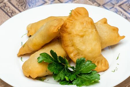 Жареные пирожки с картофелем