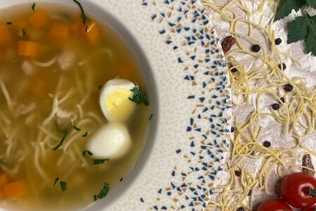 Куриный суп с лапшой