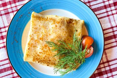 Блинчик с ветчиной и сыром