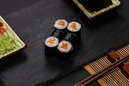 Маки лосось