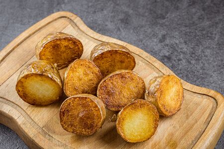 Картофель молодой