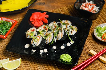 Ролл Кимпаб с крабом