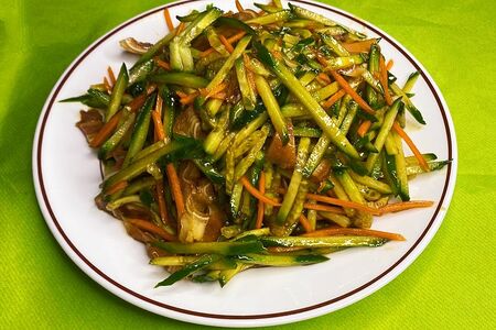 Ушки свиные с огурцом №101/2