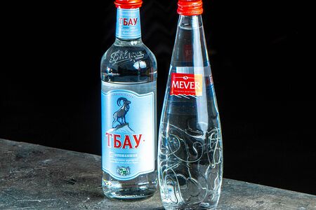 Вода с газом Тбау