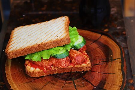 Сэндвич с сосиской