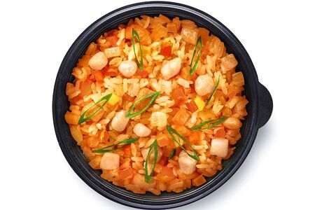 Чесночный рис с курицей