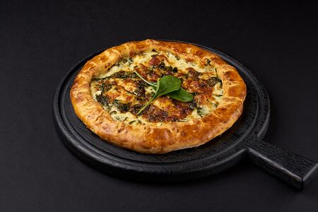 Пирог с сыром и шпинатом