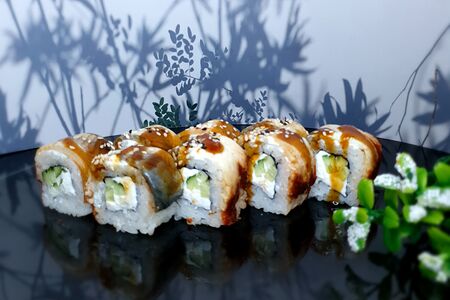 Ролл Нагойя