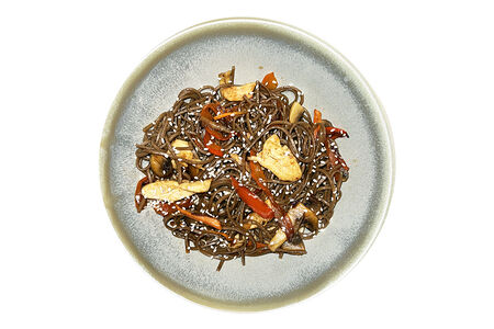 Вок с курицей и лапшой