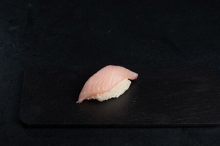 Суши с окунем