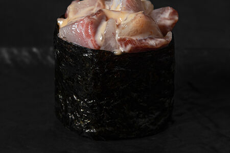 Брюшко тунца неги торо