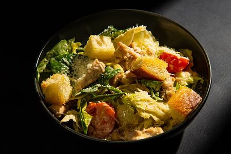 Цезарь с курицей