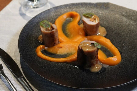 Куриный рулет с пюре из батата