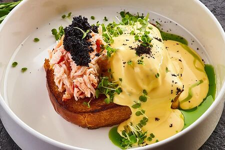 Бриошь с крабом