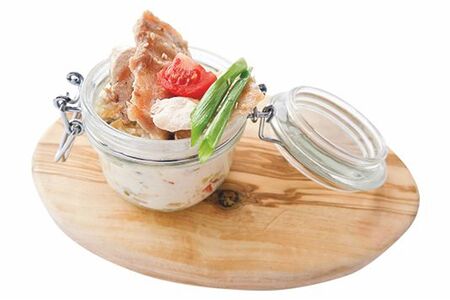 Оливье с курицей гриль