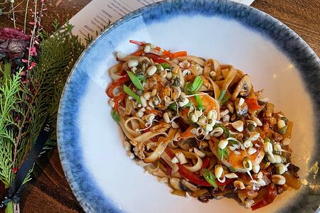 Лапша Пад тай с креветками