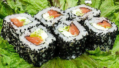 Ролл Блек сальмон