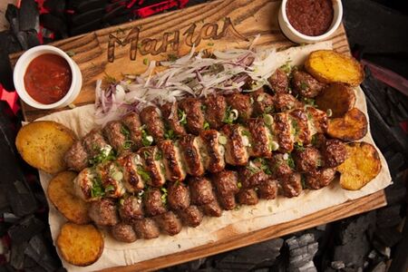 Люля- кебаб на компанию