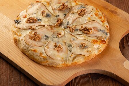 Римская пицца Груша-горгонзола