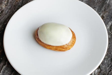 Эклер Вареная сгущенка