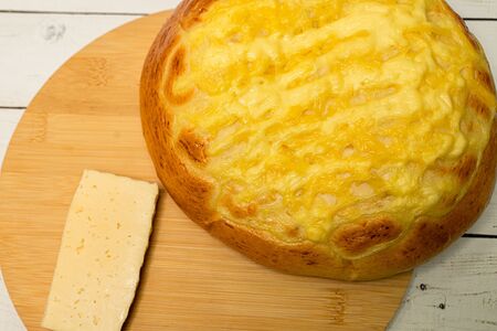 Сырная лепешка
